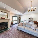 The Oaks - Carrollton (Assisted Living) Virtual Tour: Sitting Area