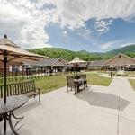 North Carolina State Veterans Home - Black Mountain: Courtyard