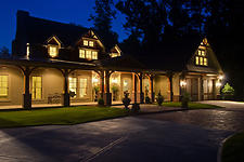 Architectural Photography:  night shot 